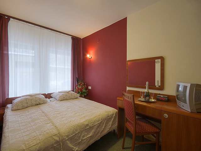 Delta 3* Cracovia